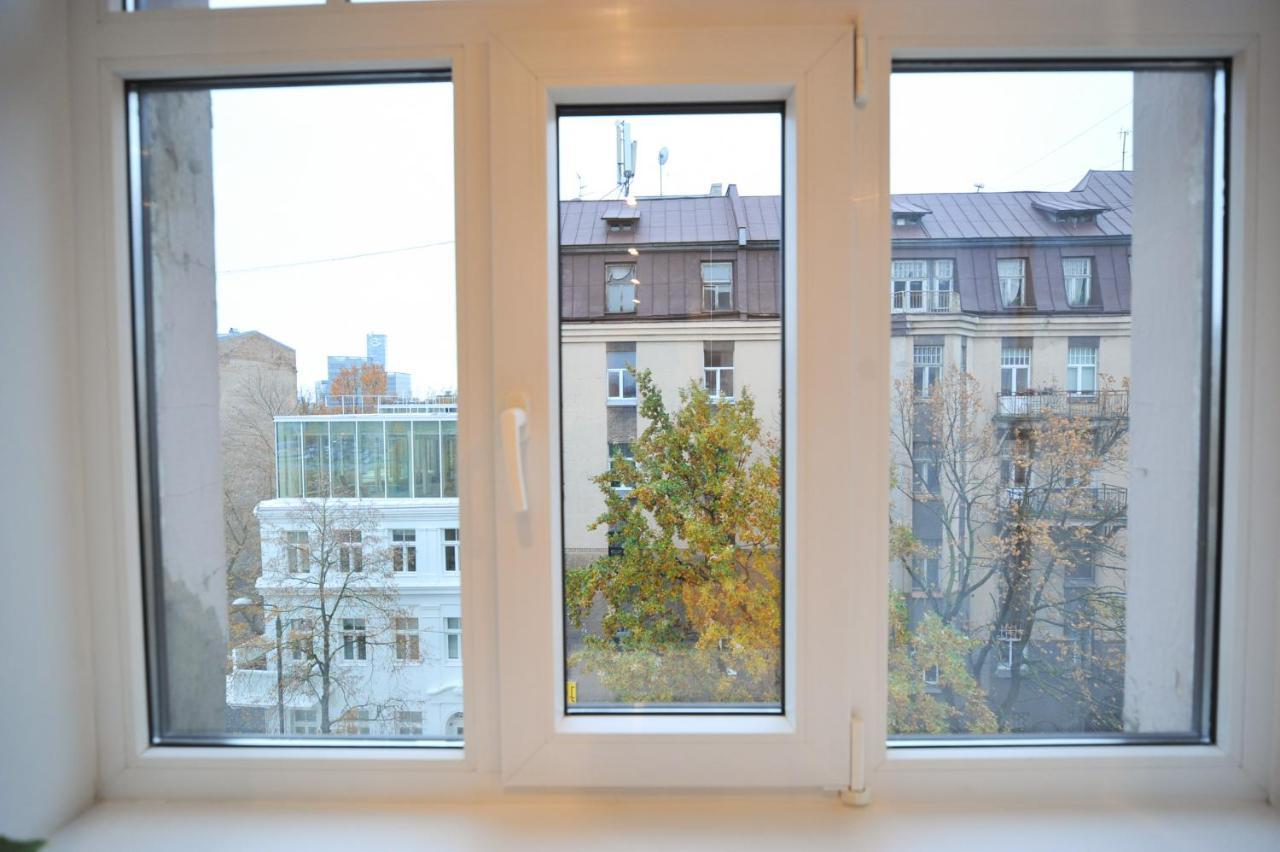 Central Comfort At Hanzas Residence, Stay Near Cafes, Bars, Museums & Esplanade Рига Екстер'єр фото