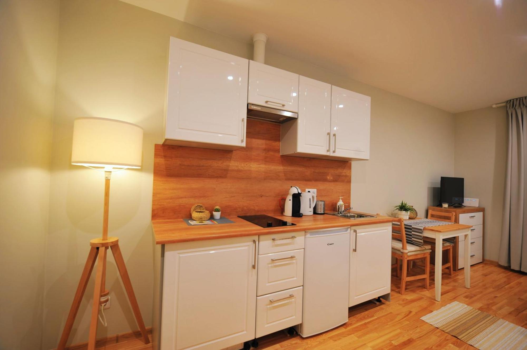 Central Comfort At Hanzas Residence, Stay Near Cafes, Bars, Museums & Esplanade Рига Номер фото