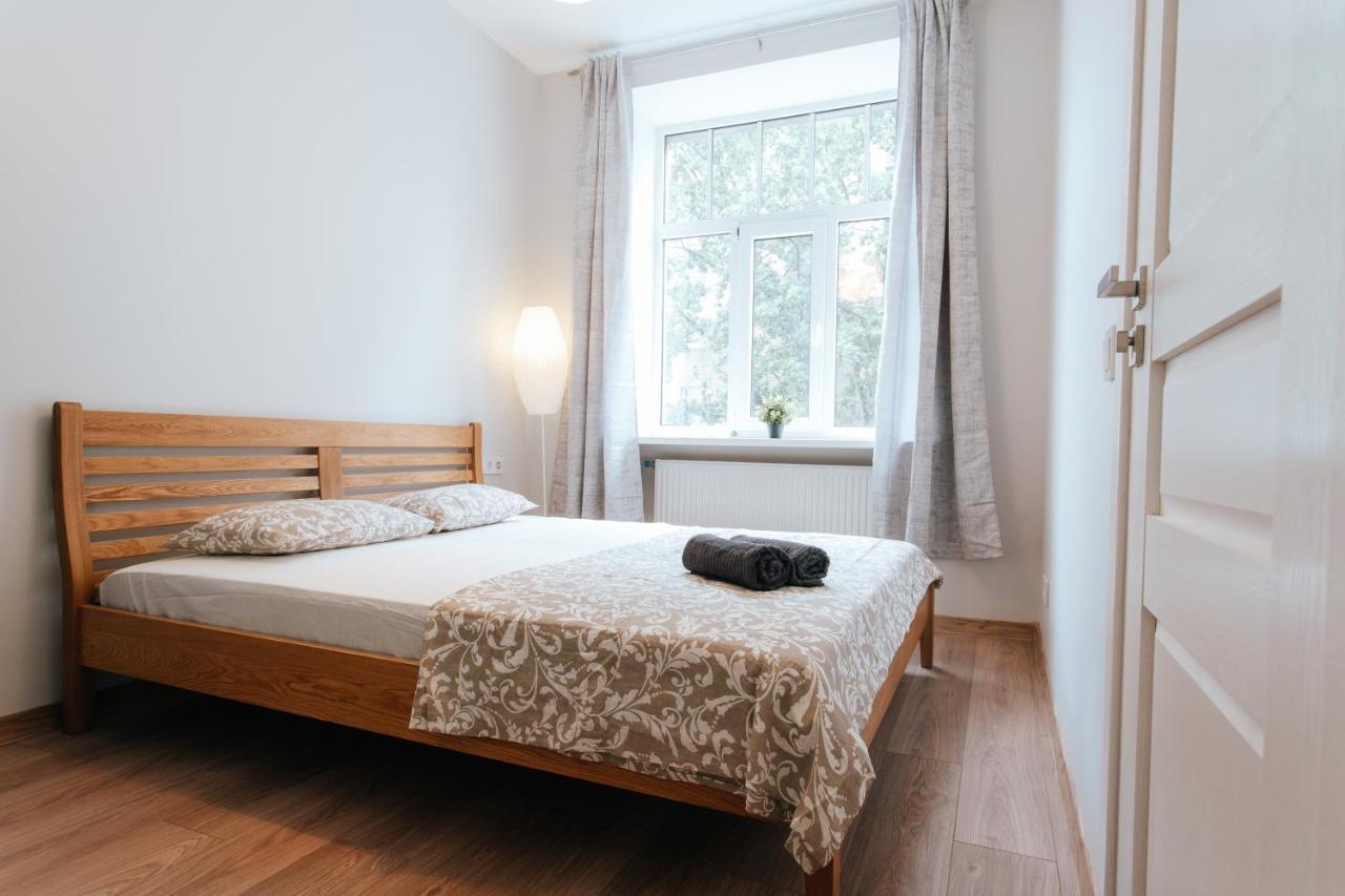 Central Comfort At Hanzas Residence, Stay Near Cafes, Bars, Museums & Esplanade Рига Екстер'єр фото